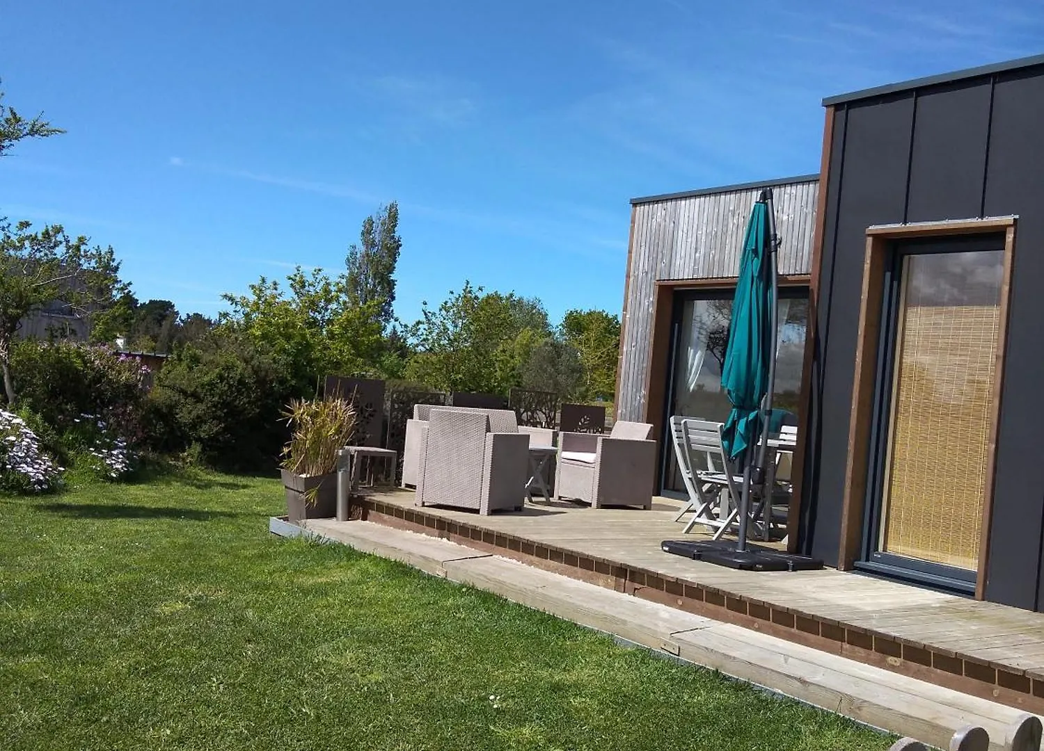Cottage Chaleureux Locquirec 0*,  France